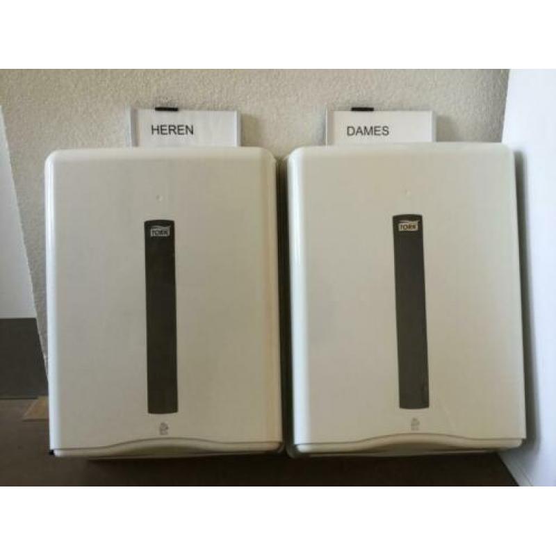Tork handdoek dispensers, wc rol dispensers, afvalbak 50 L