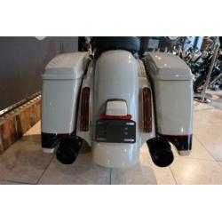Harley-Davidson FLHXSE CVO Street Glide (bj 2020)