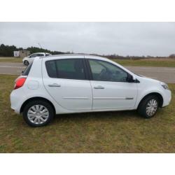 Renault Clio 1.2 16V 55KW 5-DRS E4 2011 Wit