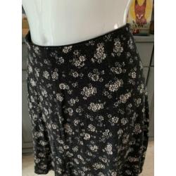 Leuk rokje van Pull and Bear maat L - rok