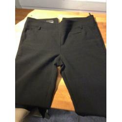ATOS LOMBARDINI zwarte broek. 42