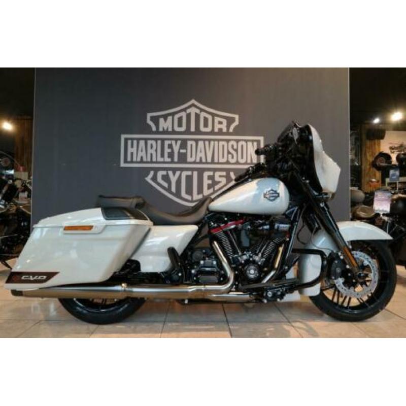 Harley-Davidson FLHXSE CVO Street Glide (bj 2020)