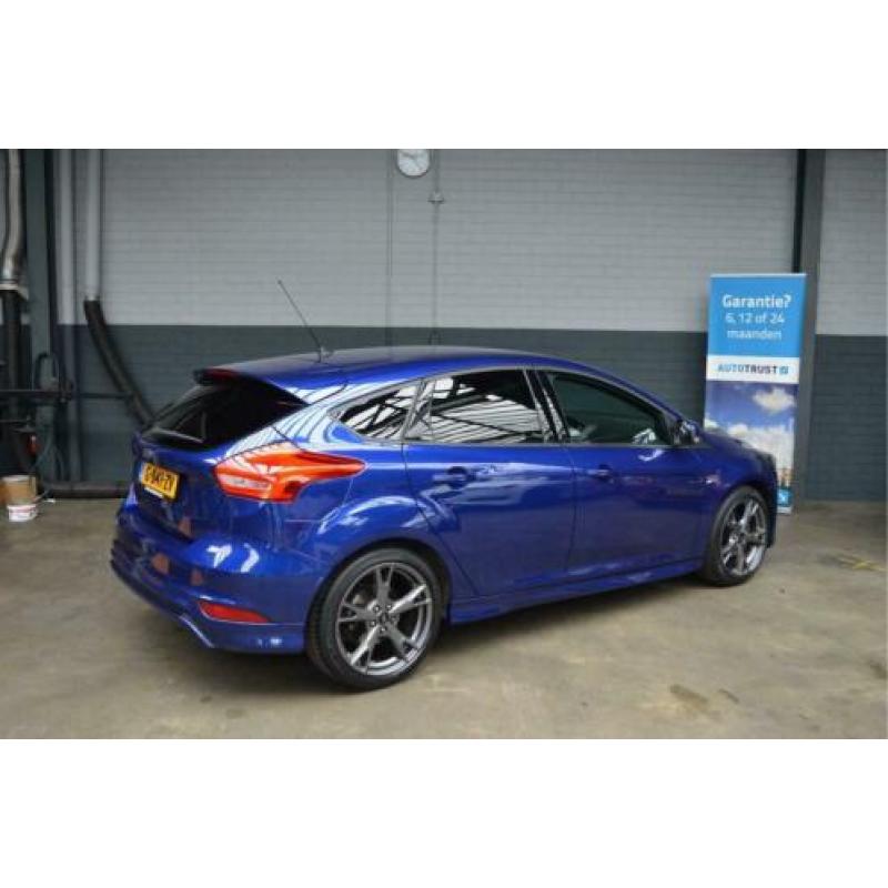 Ford Focus 1.0 ST-Line 125pk Cruise Control, Nieuwstaat Airc