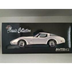 chevrolet corvette 1978autoart 1:18 classic collection nieuw