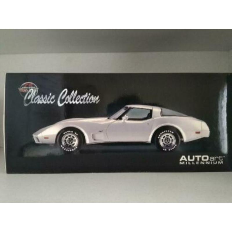 chevrolet corvette 1978autoart 1:18 classic collection nieuw