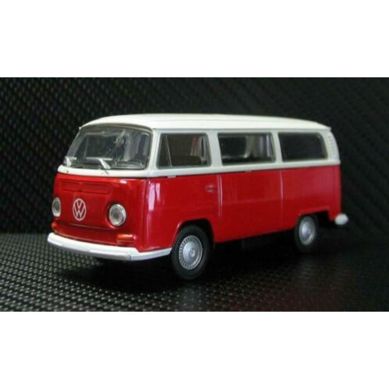 1:32 Rood/witte Volkswagen personenbus T2+ doos