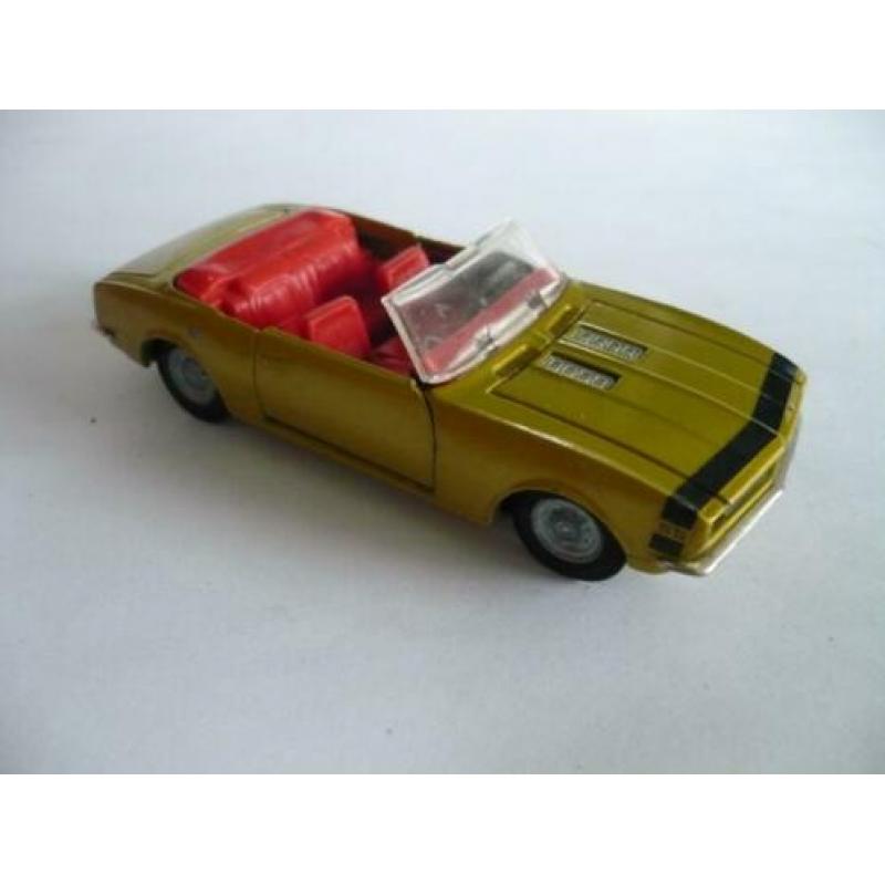 pracht exemplaar van de chevrolet Camaro SS merk Corgi