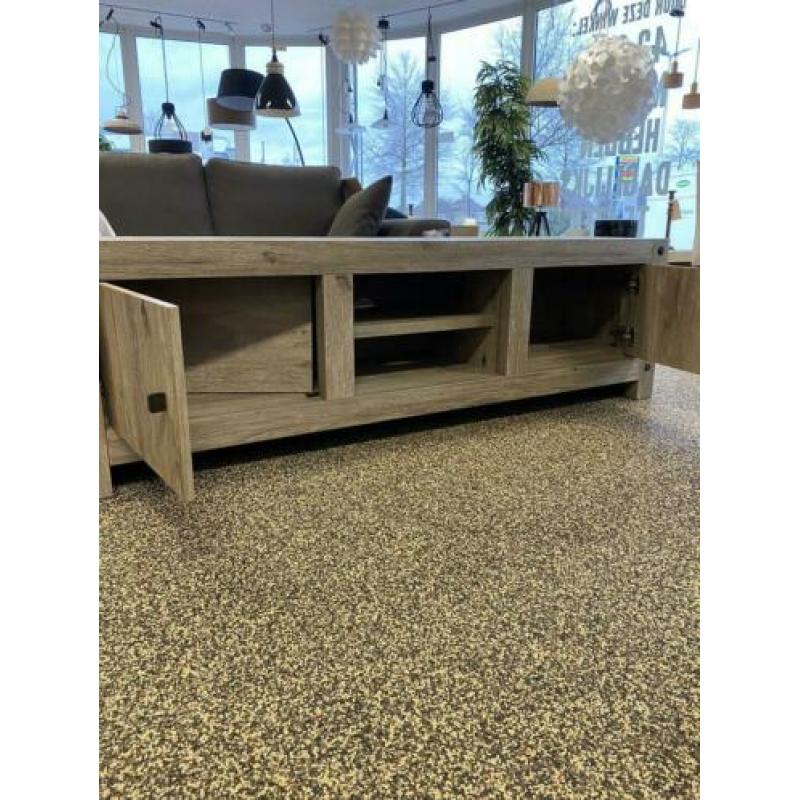 Dressoir kast (kijk gerust door de foto’s)