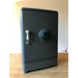 Electrische koelbox & Warmer 12 en 220 volt