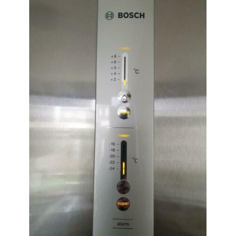Bosch koelvries combinatie zilver 1.5 jaar oud