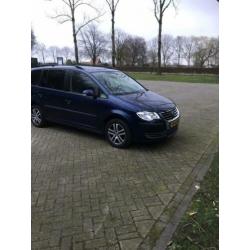 Volkswagen Touran 1.6 75KW 2008 Blauw.airco.alarm.7persons