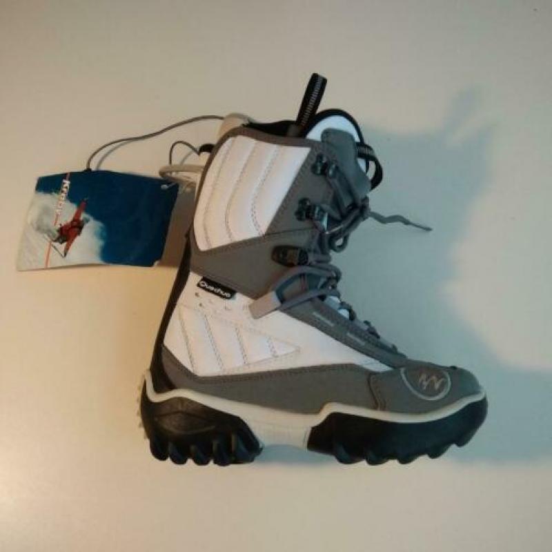 Decathlon snowboardschoenen, maat 36,5, type Ruby, z.g.a.n.