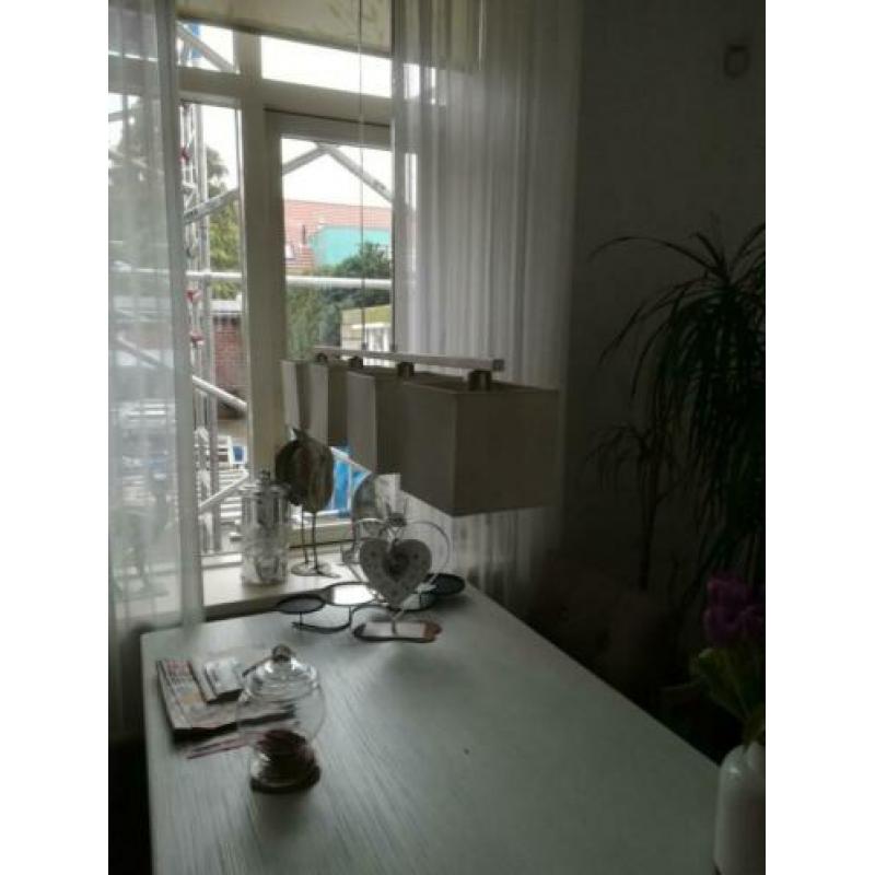 Mooie hanglamp met 4 witte kapjes