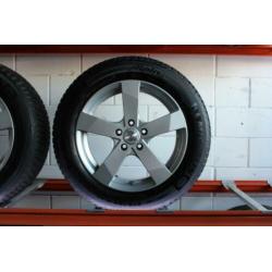 7,9mm Michelin Winterbanden + Velgen + TPMS Mercedes GLA