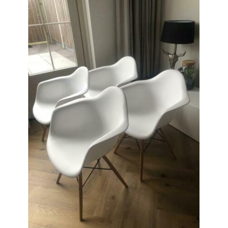 4 eetkamerstoelen