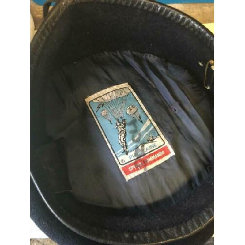 Militaire baretten