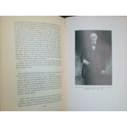 Indië schrijft zijn eigen geschiedenis 1943 dr stapel, h mar