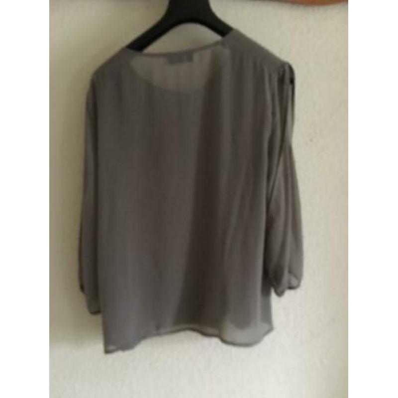 Taupe kleurige zijden blouse, maat 38, Christina Gavioli