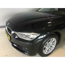 BMW 3-serie 320i High Executive Automaat,Airco,cruise contro