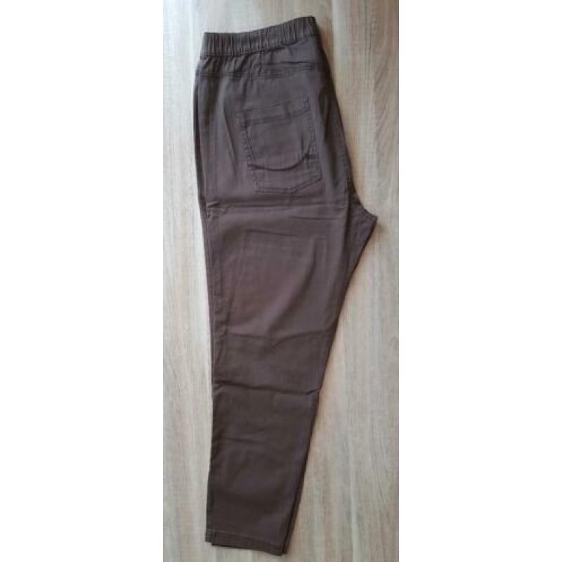 Broek, denim spijkerstof bruin (maat 3XL)NIEUW!!!