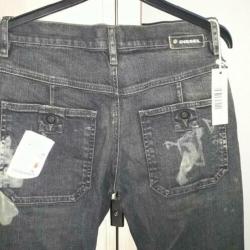 Nieuwe Dames Jeansbroek Merk DIESEL.Maat 28 Kleur Blauw
