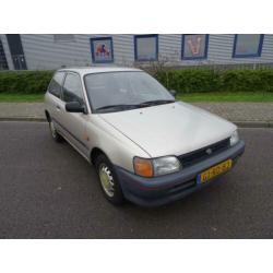 Toyota Starlet 1.3i (bj 1993)