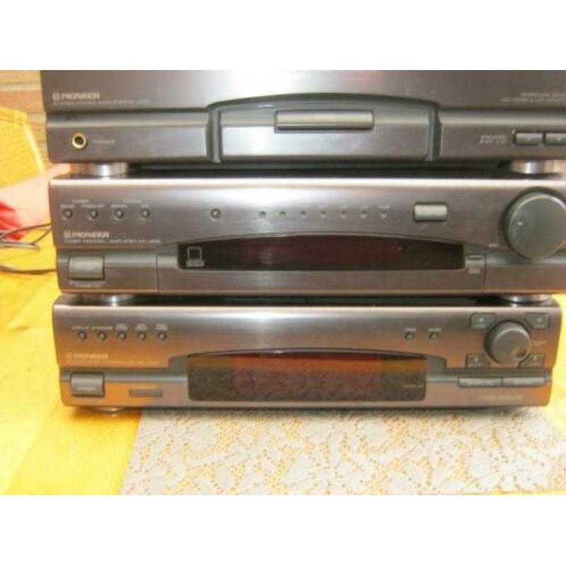 pioneer high quality separate amplifier set