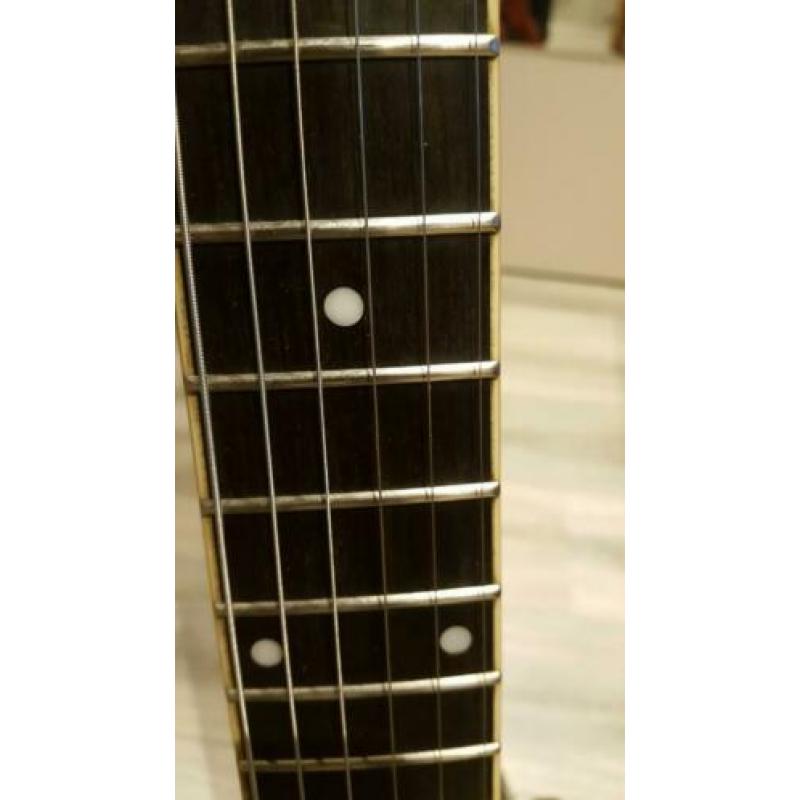 Harley Benton CST deluxe met actieve EMG humbuckers