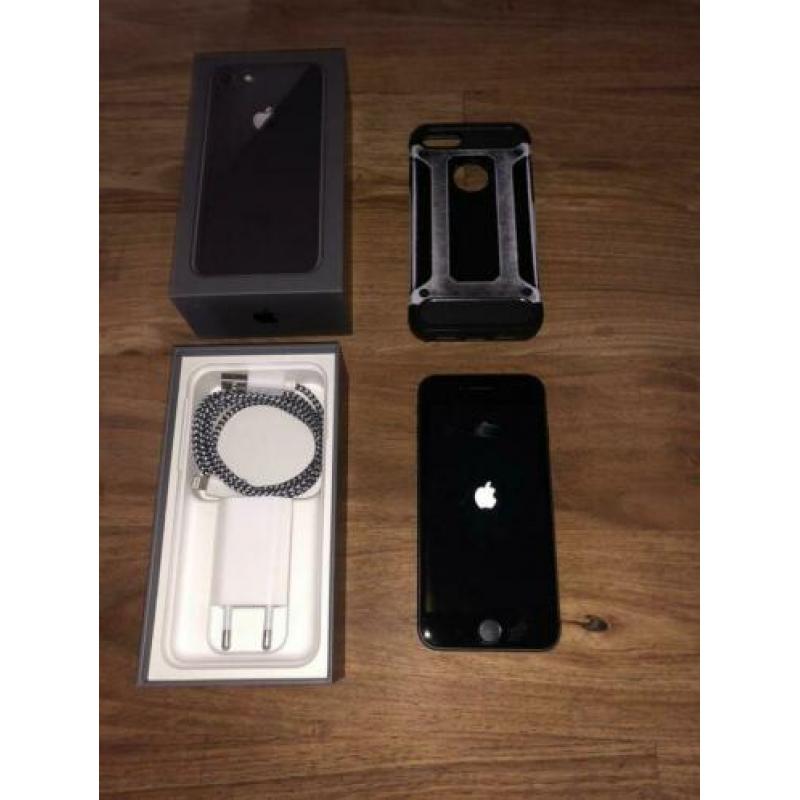 iPhone 8 64gb
