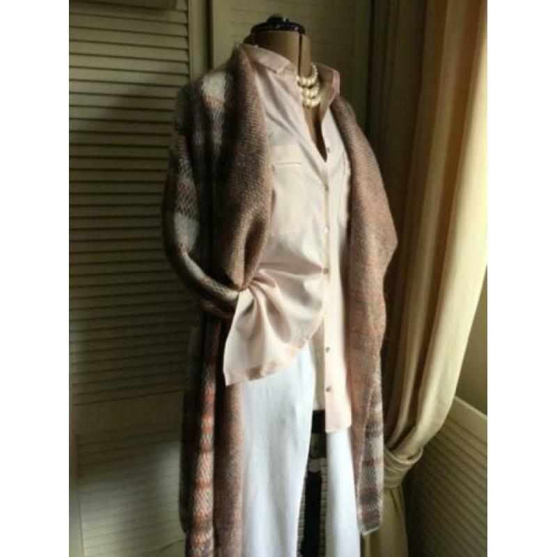 Nieuwe schitterende blouse nude / zacht roze maat 44-46