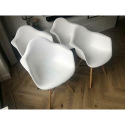 4 eetkamerstoelen