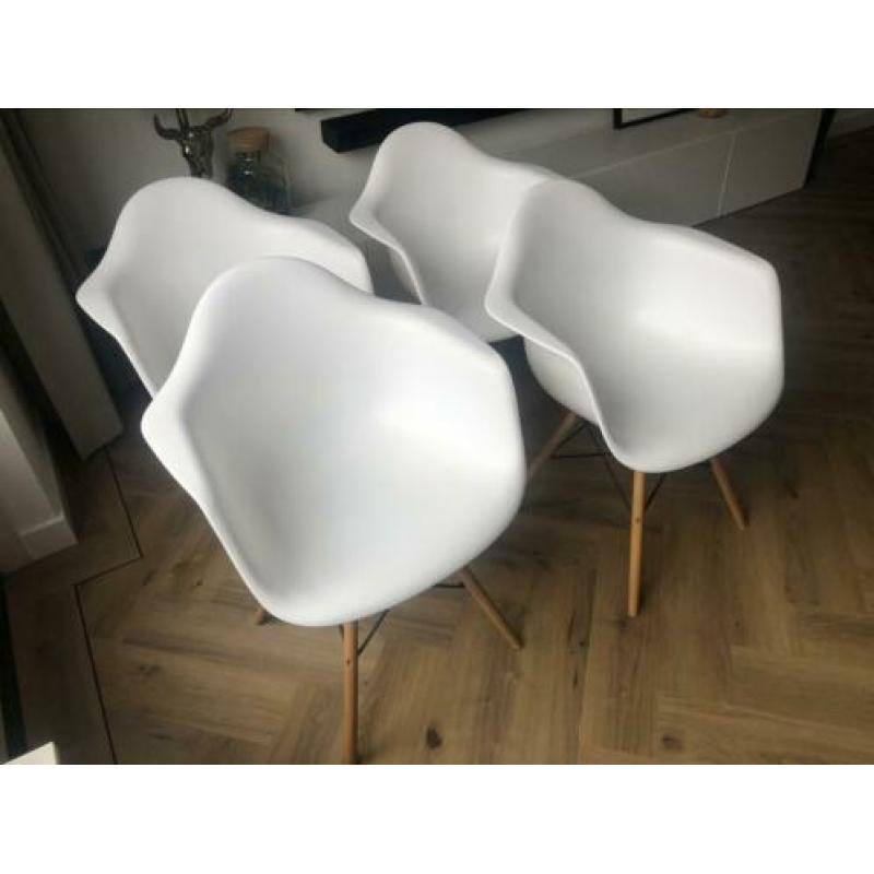 4 eetkamerstoelen