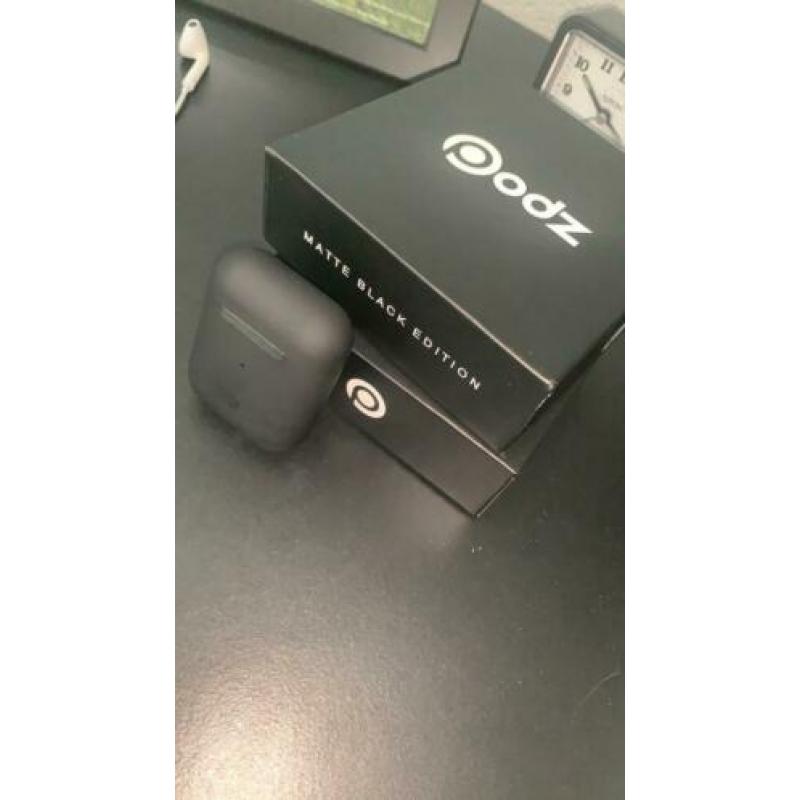 Airpods ( Draadloze Oordopjes ) MAT ZWART!