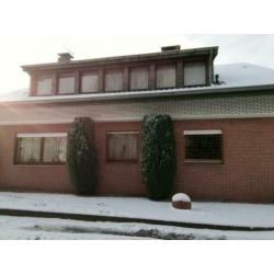 Te koop in Kleve (Niederrhein)Groot vrijstaand woonhuis!!