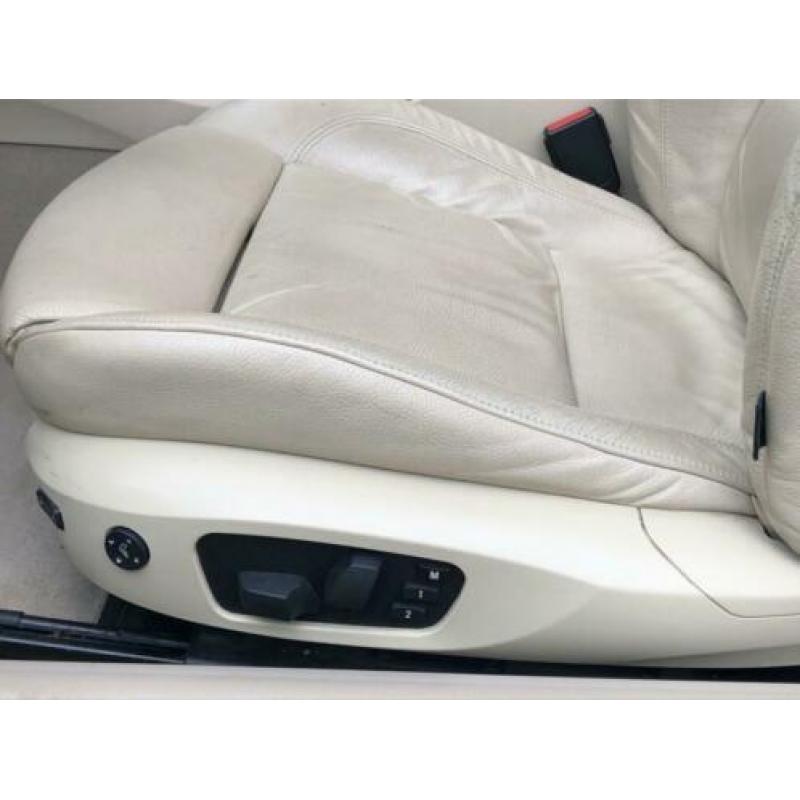BMW 3 Serie 335 i High Executive I NL auto I Schuifdak I Led