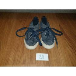 Schoenen maat 28 29 30 31 32 33 34 35 36