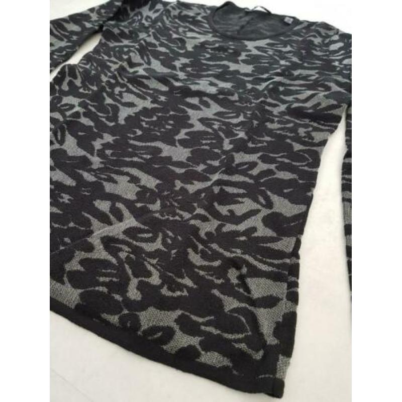 Nieuwe Esprit zwarte grijze longsleeve trui sweater, maat L
