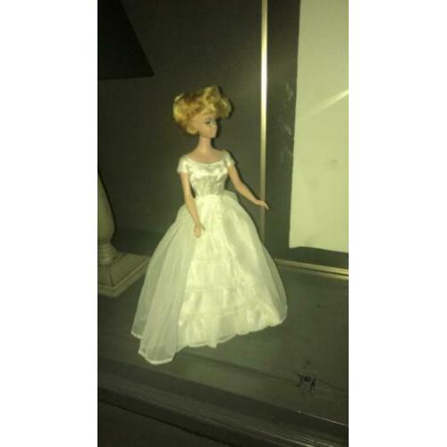 Bruidje sideparts bubblecut,barbie mattel