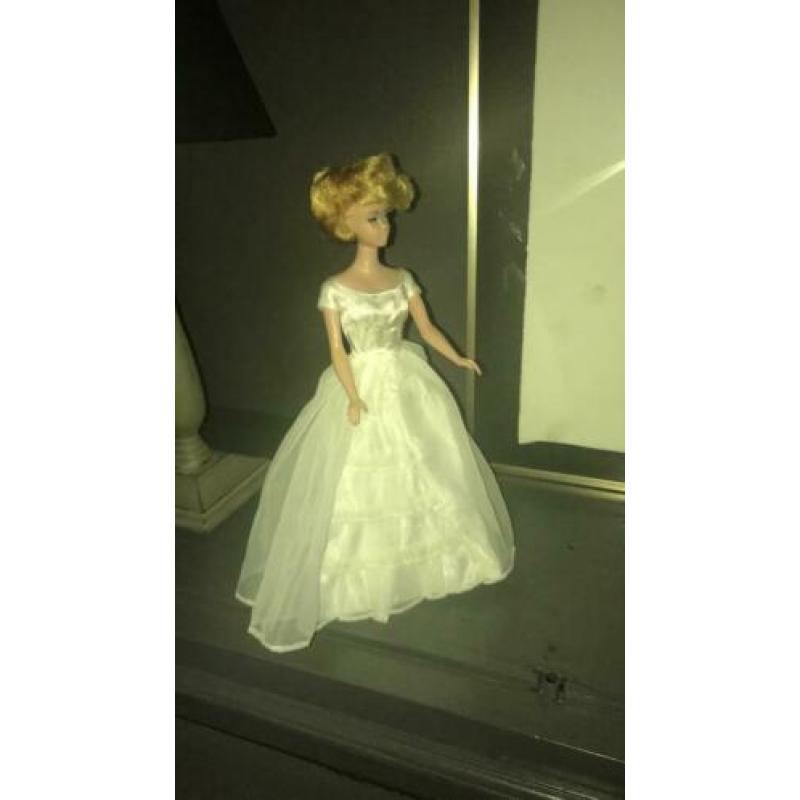 Bruidje sideparts bubblecut,barbie mattel