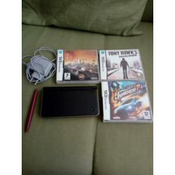 Nintendo DSi XL met Spellen