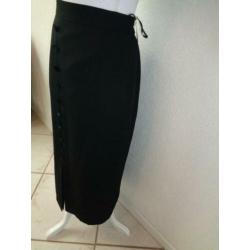 dorette maat 46 taille 44 tot 46 cmgevoerd/ritszwart