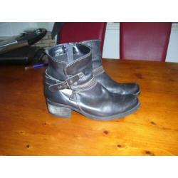 leren laarsjes marco tozzi 41