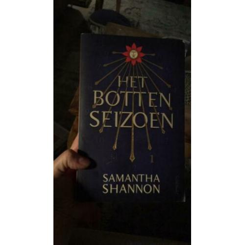 Het bottenseizoen van Samantha Shannon