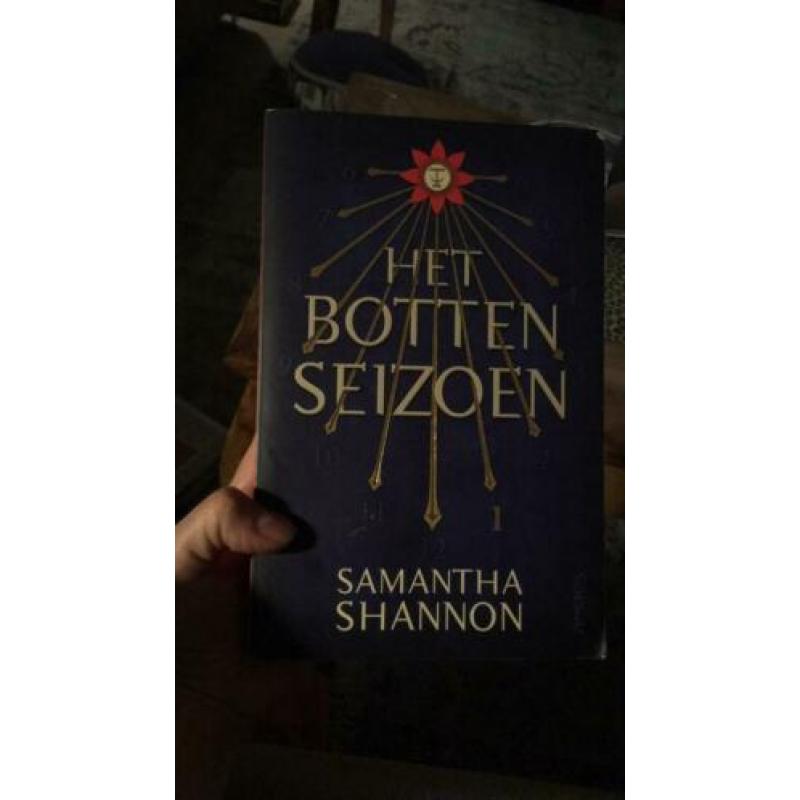 Het bottenseizoen van Samantha Shannon