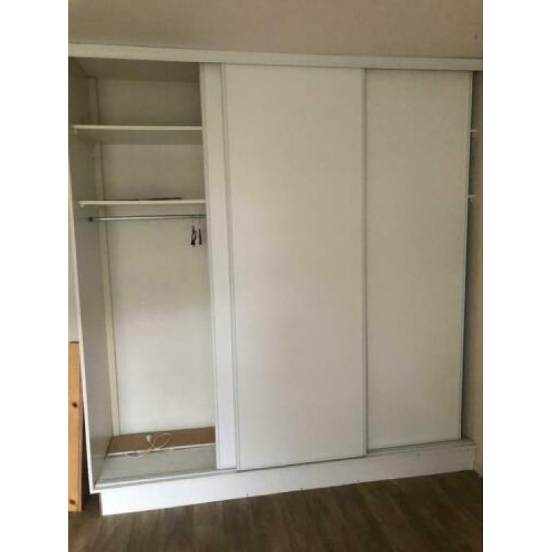Schuifwanden kast 240x240 cm wit