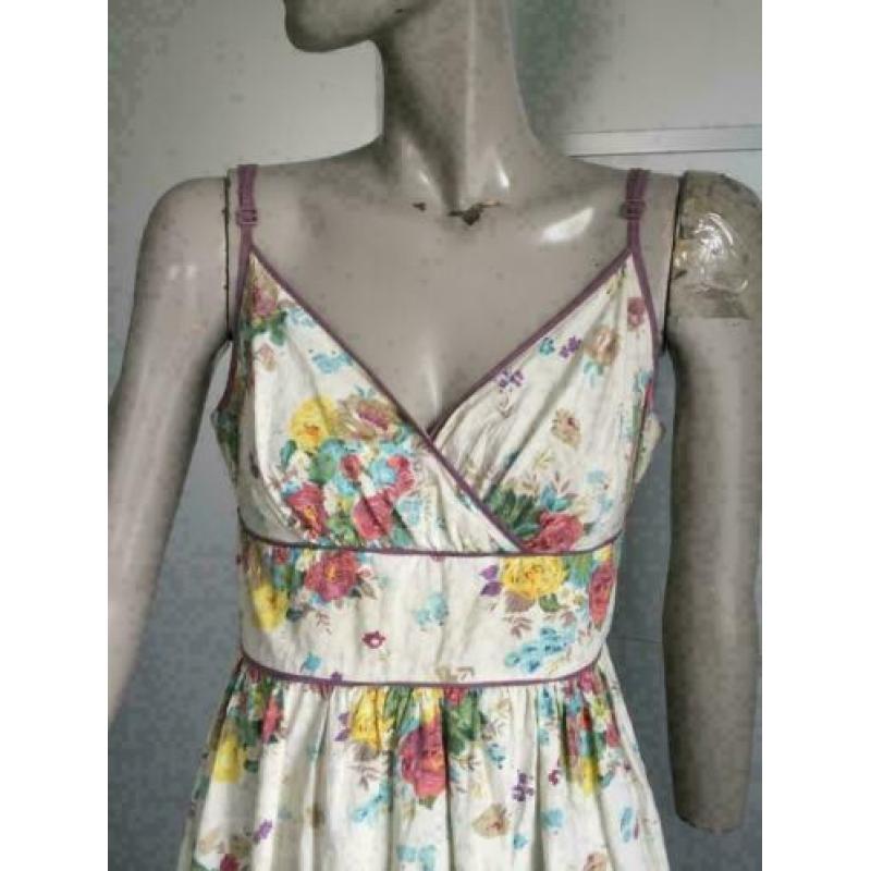 B215 CHARLOTTE RUSSE: jurkje beige Maat S=36