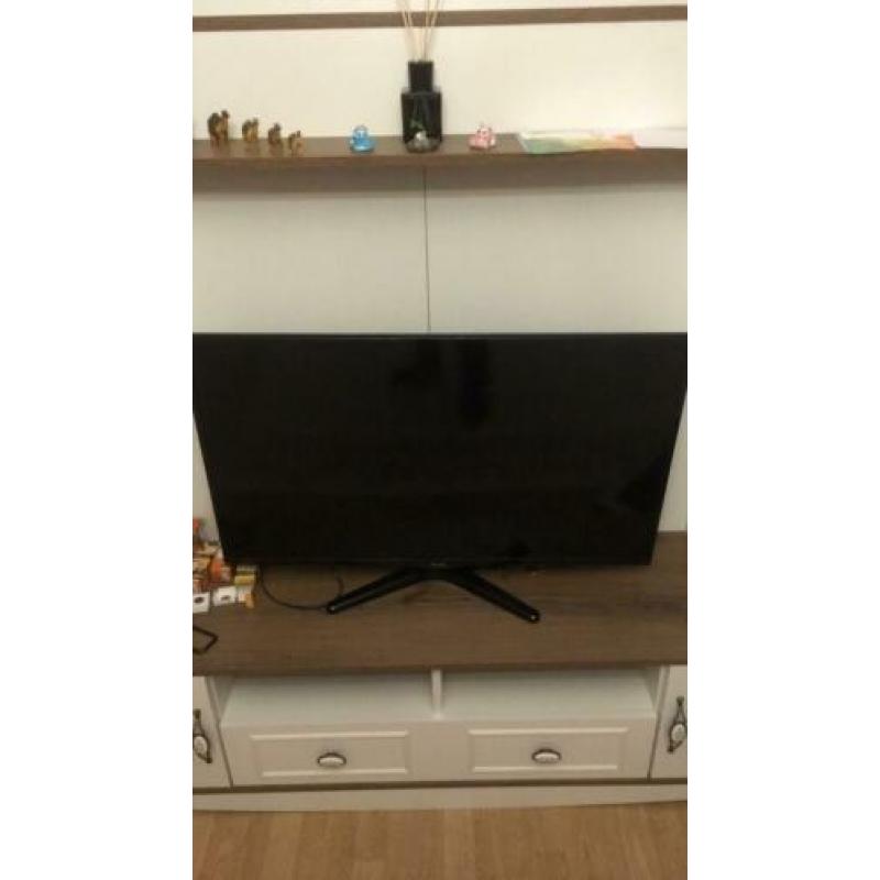 40 inc 102 cm defect scherm