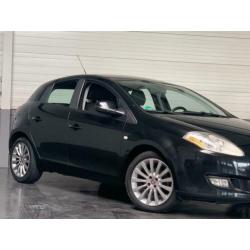 Fiat Bravo 1.6 MultiJet Corporate Navigatie//PDC//Climate 17