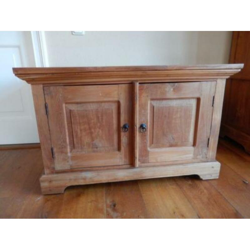 TV kastje teak met plank