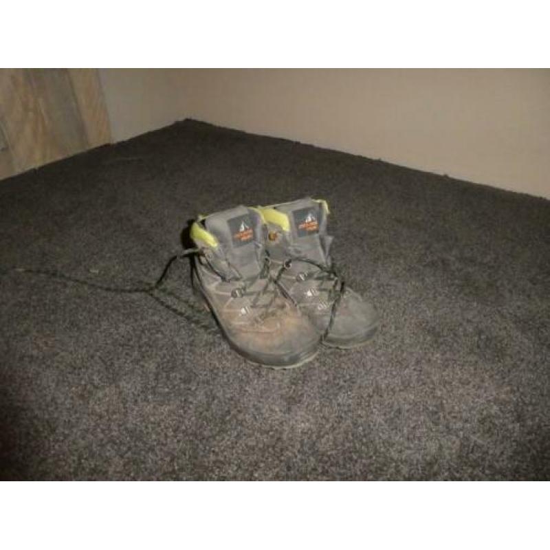 Bergschoenen wandelschoenen maat 35 in goede staat!